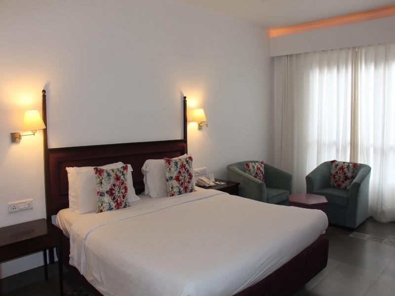 Prainha Resort By The Sea Taleigao Exterior photo