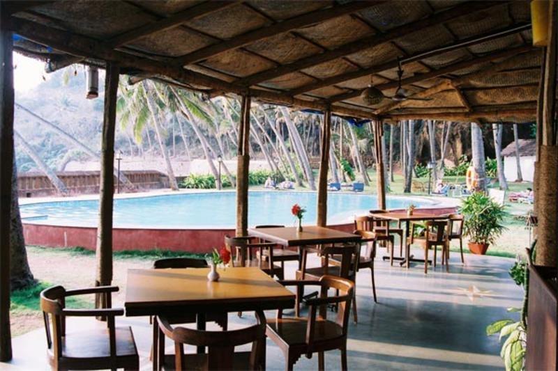 Prainha Resort By The Sea Taleigao Exterior photo